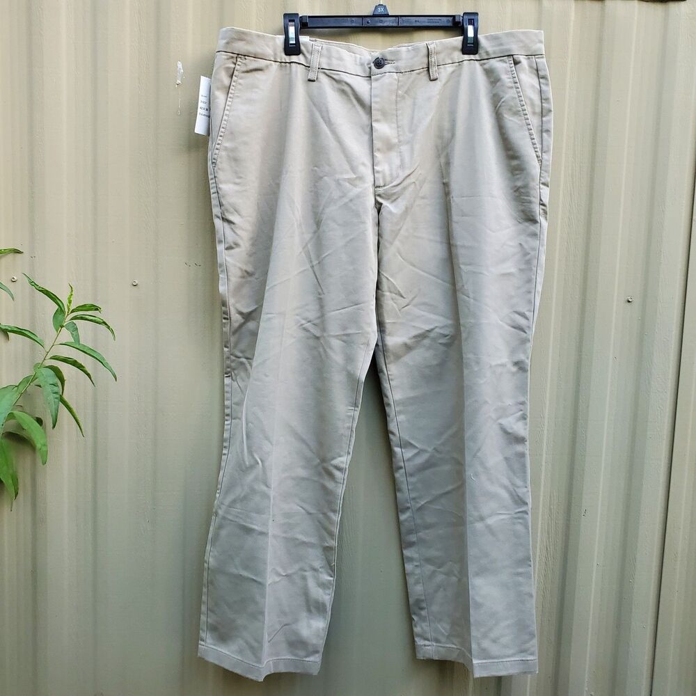 St John's Bay British Khaki Classic Fit Flat Front Pants Size 42X30 NWT